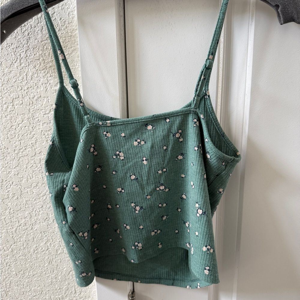 American Eagle Green Floral Crop Tank Top Size S Adjustable Straps Green AEO - Picture 5 of 5